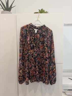 H&M Floral Print Long Sleeve Blouse Size L